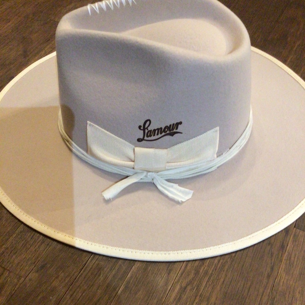 NEW! Rare Wyeth Olin Lamour rancher